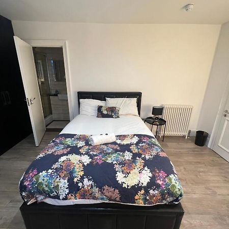 Luxury Double Room W/ Private Bathroom EDI Exterior photo