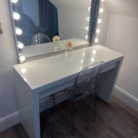 Luxury Double Room W/ Private Bathroom EDI Exterior photo