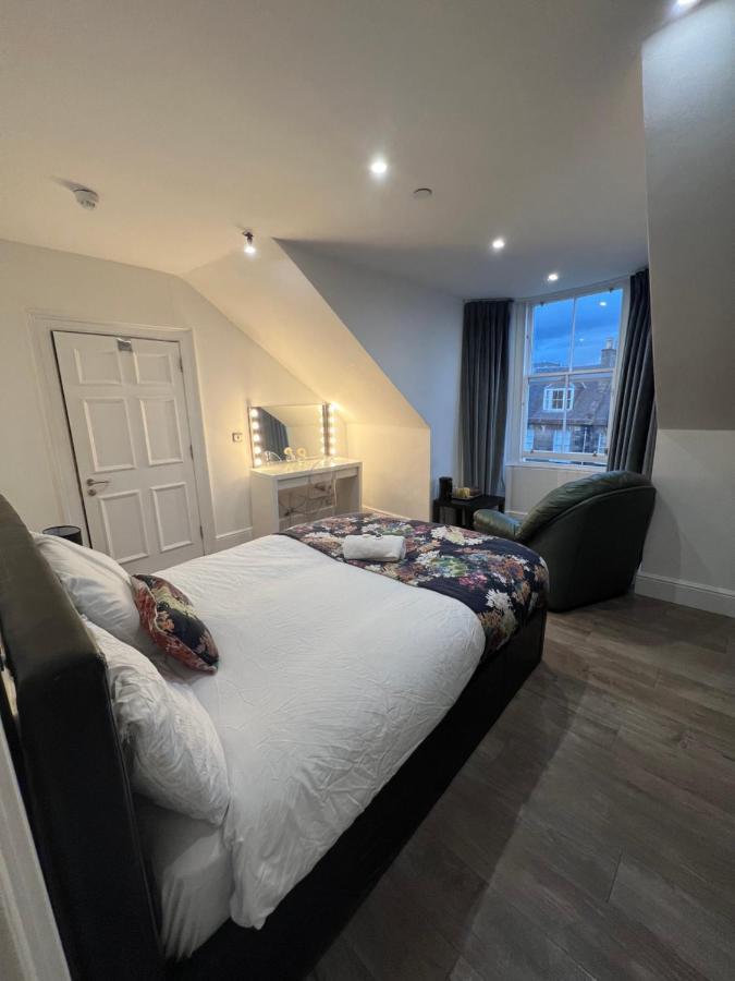 Luxury Double Room W/ Private Bathroom EDI Exterior photo
